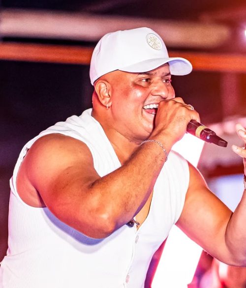 “Vem Falar de Amor”: Ceian Muniz lança nova versão da canção nesta sexta-feira (26)